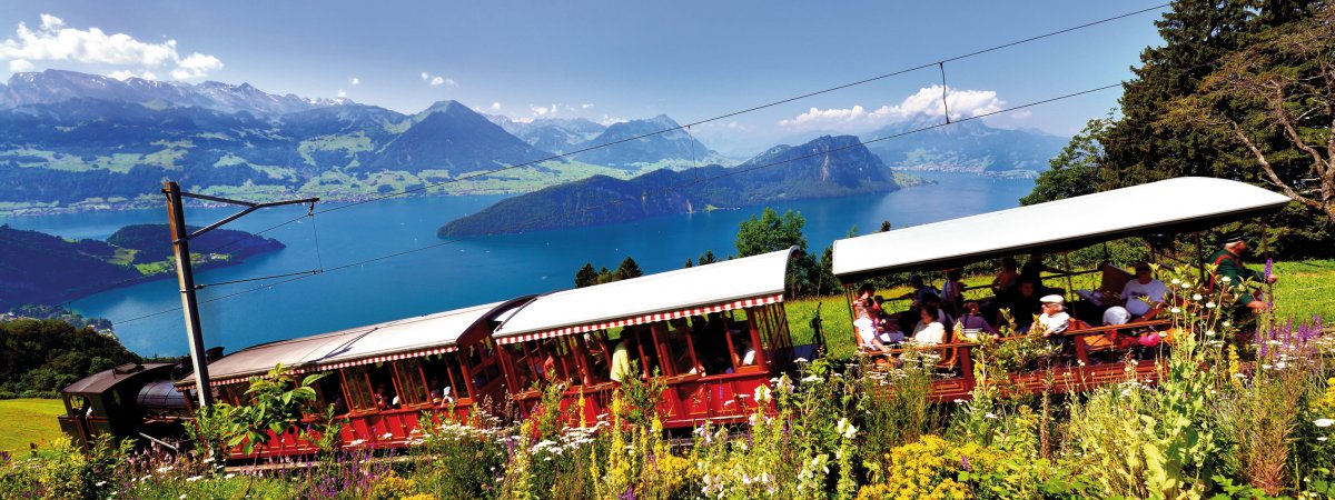 Rigi Dampfbahn am Vierwaldstättersee &copy; suteracher-stock.adobe.com